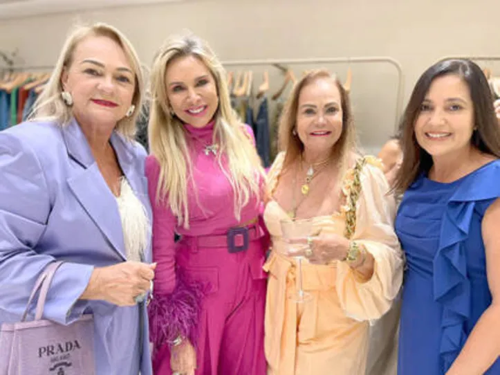 DILMA SARMENTO, IZINHA OMENA, VALÉRIA BARBOSA e ROSSANA MONTEIRO prestigiando o lançamento