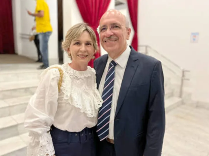 A First Lady FÁTIMA e o prefeito de Penedo, RONALDO LOPES foram os anfitriões da noite