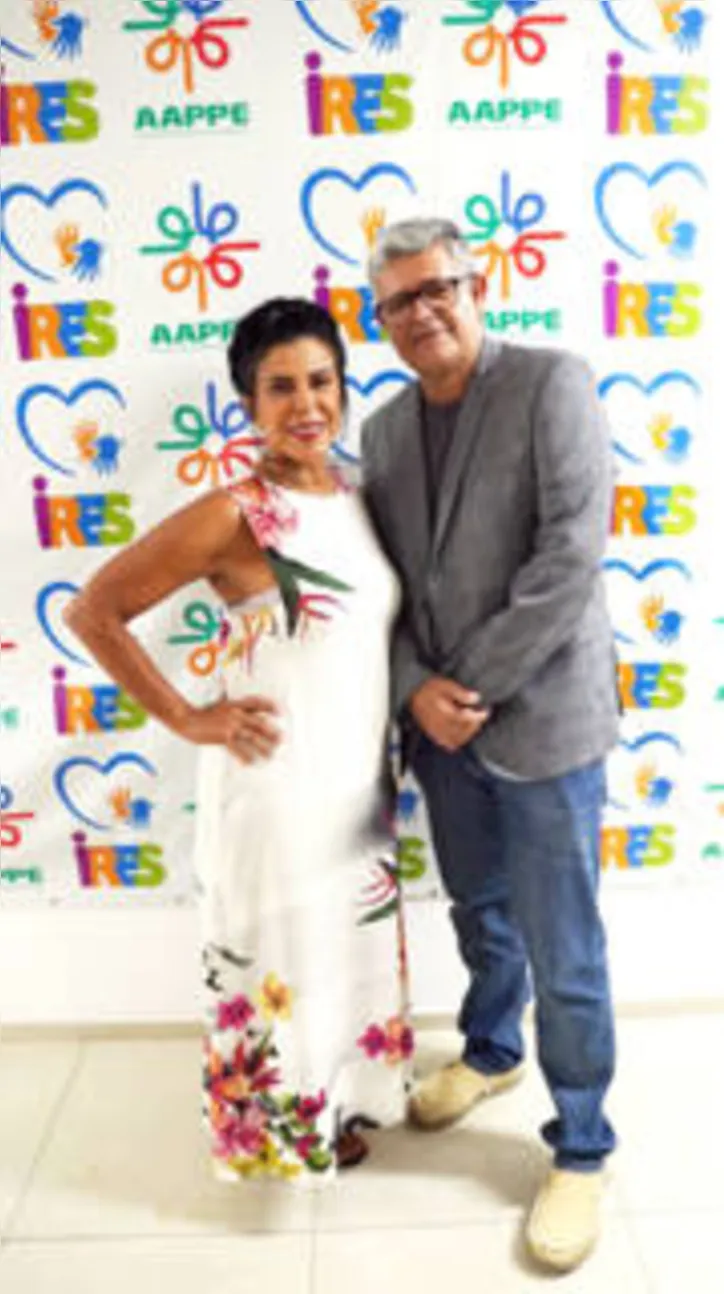 O EATILSP teve start no IRES com Palestra Magna – sob a pauta Diferenças entre Língua de Uso, Fluência, Proficiência e de Instrução – com o Prof. Dr. NELSON PIMENTA (na foto com a presidente da AAPPE, IRAÊ CARDOSO)