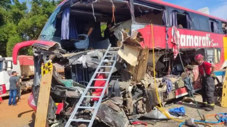 Segundo informações da polícia, o ônibus saiu de Cuiabá com destino a Sinop, a 503 km da capital