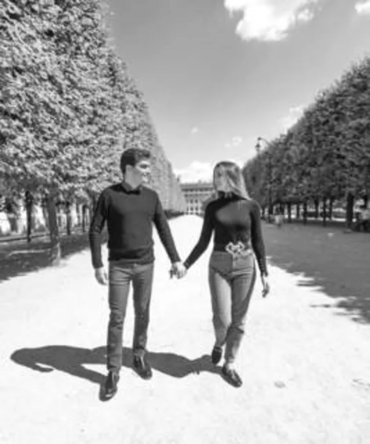CARINA OITICICA+THIAGO JATOBÁ revivem dias românticos na França