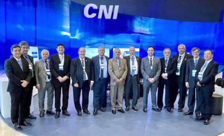 Na comitiva alagoana à CNI, o destaque vai para o presidente da FIEA, JOSÉ CARLOS LYRA, e seu vice, o jovem e dinâmico ARTHUR VASCONCELOS