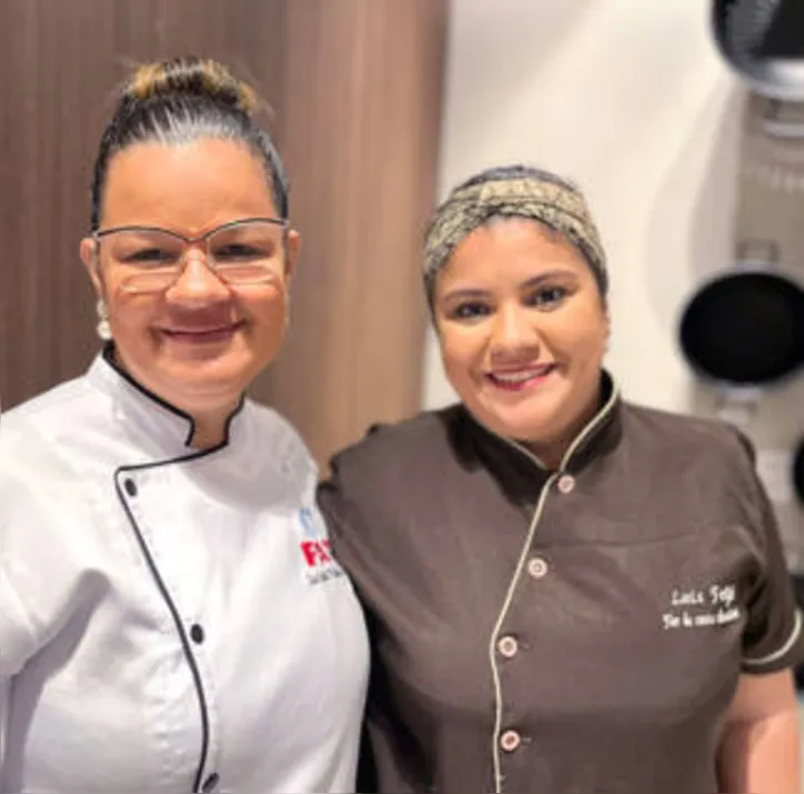 As chefs LUCIANA ALBUQUERQUE+LAÍS FEIJÓ assinaram as delícias do chá da tarde na SCA