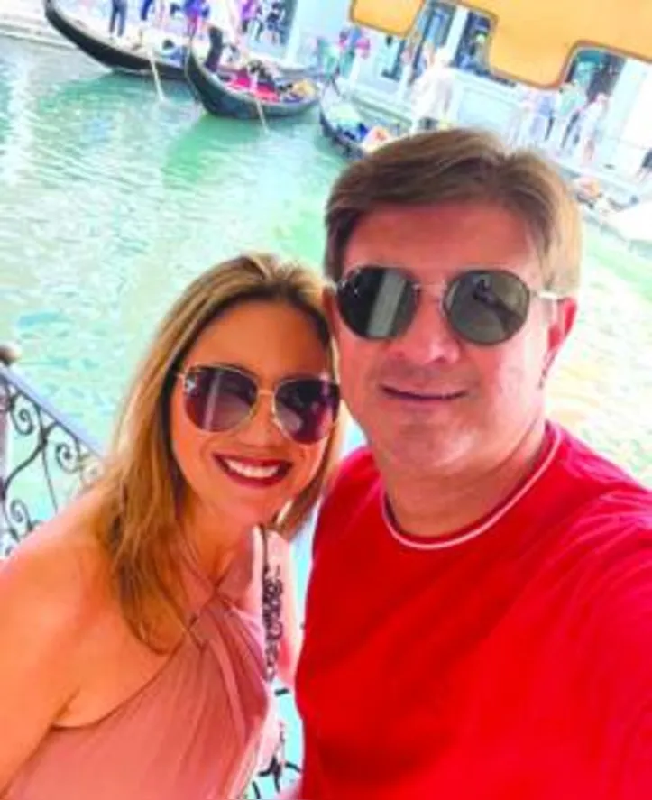 Já GIRLEY+ARTUR ROCHA apostaram num cruzeiro pela Europa - com direito a pitstop em Veneza