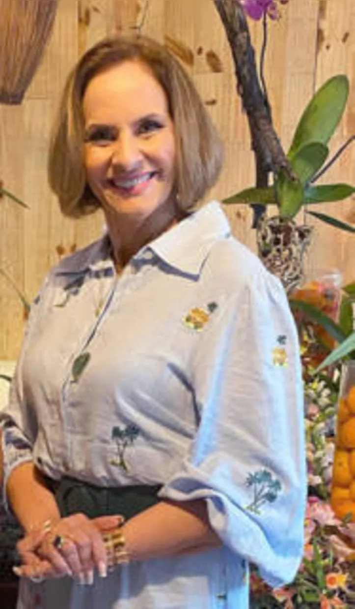 Empresária e madrinha da Patrulha Maria da Penha, GERALDINA TENÓRIO vira o centro dos holofotes hoje no 12° Prêmio Selma Bandeira