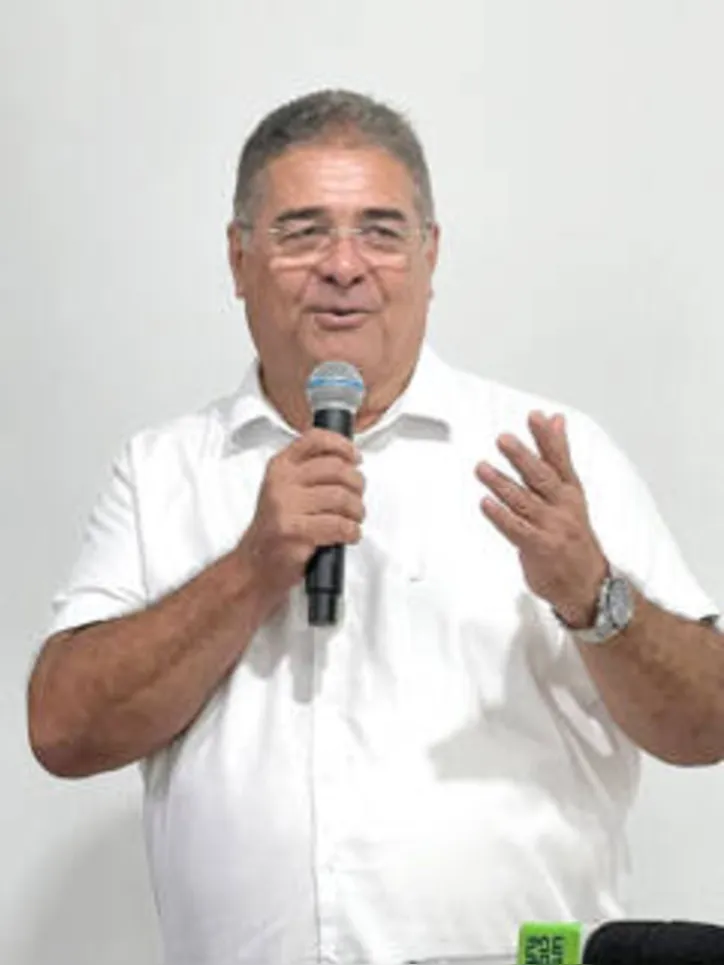 Prefeito GEORGE CLEMENTE e vice-prefeito Dr. BENILDO prestigiaram a nova fábrica miguelense