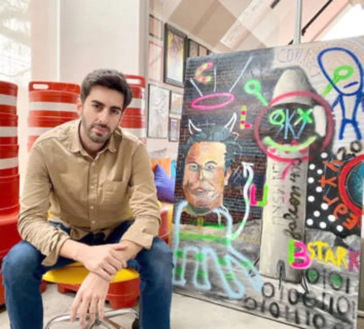 DIEGO BARROS (foto) da start a sua primeira individual em Sampa. Com curadoria de Henrique Gomes e expografia de Alan Gaia, a mostra “O Astronauta Nu” ganha vernissage hoje, no Jardim Europa