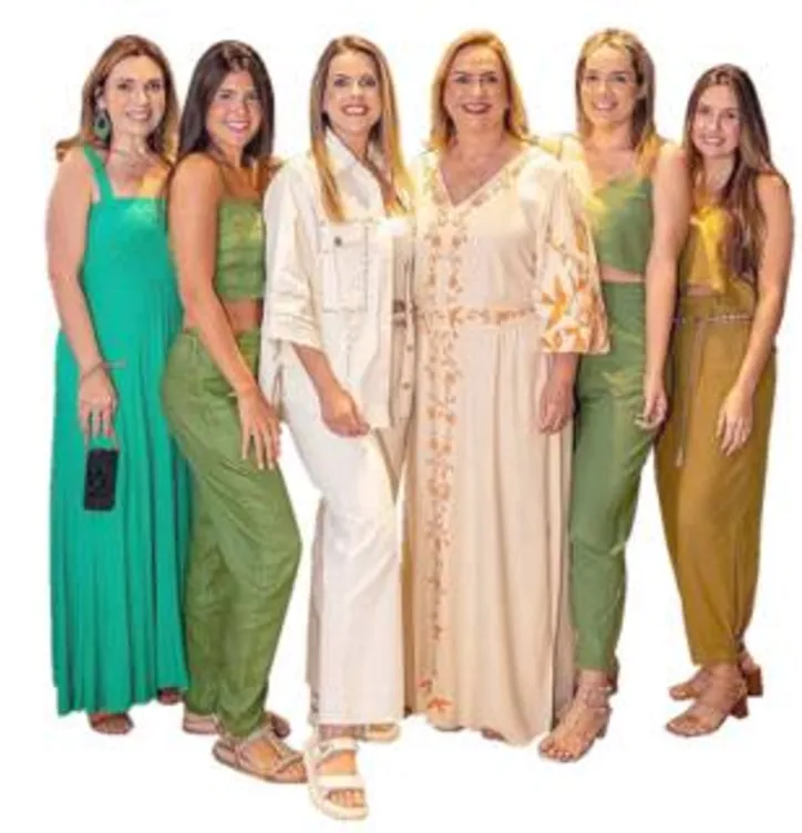 LUCIANA BENGO+JOCELIA ROCHA (com as herdeiras) também prestigiaram o evento