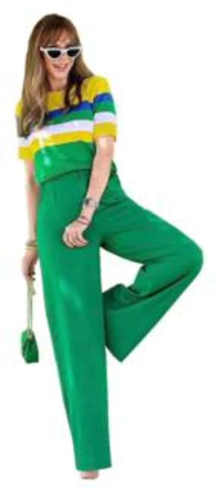 CAROL GAIA acertou mais uma vez no style numa repaginação da Trend verde+amarelo
