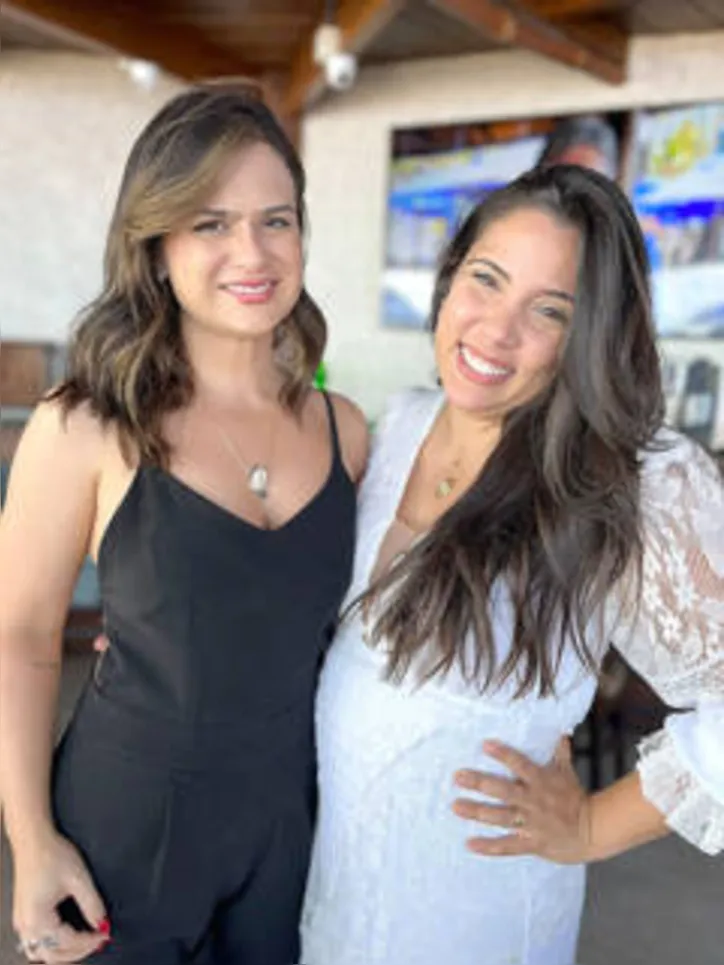 TAYNAH FEIJÓ também recebeu um abraço da anfitriã