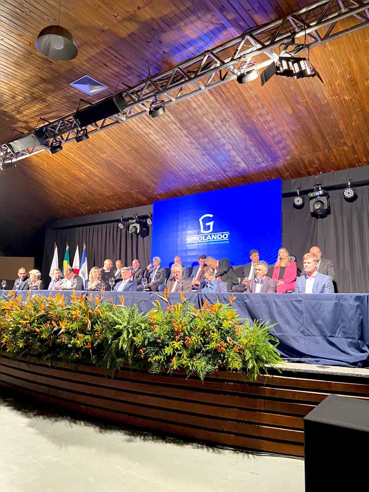 Imagem ilustrativa da imagem Domício Silva assume a Associação de Girolando