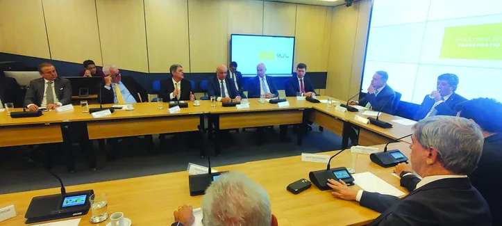 Membros do Fórum Nacional Sucroenergético foram recebidos pelo ministro Renan Filho, em Brasília/DF