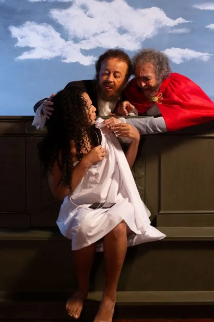 Imagem ilustrativa da imagem Com provocações sociais, "Susanna e os Velhos" estreia nesta terça