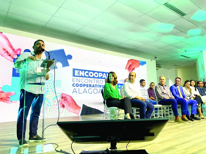 Antonino Cardozo reforçou a importância do cooperativismo para o crescimento do estado por meio da união de forças
