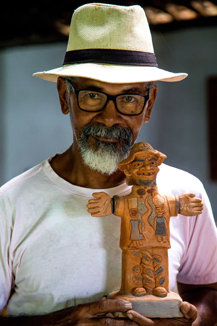 Imagem ilustrativa da imagem Mestre das esculturas, João das Alagoas fala da importância de Capela