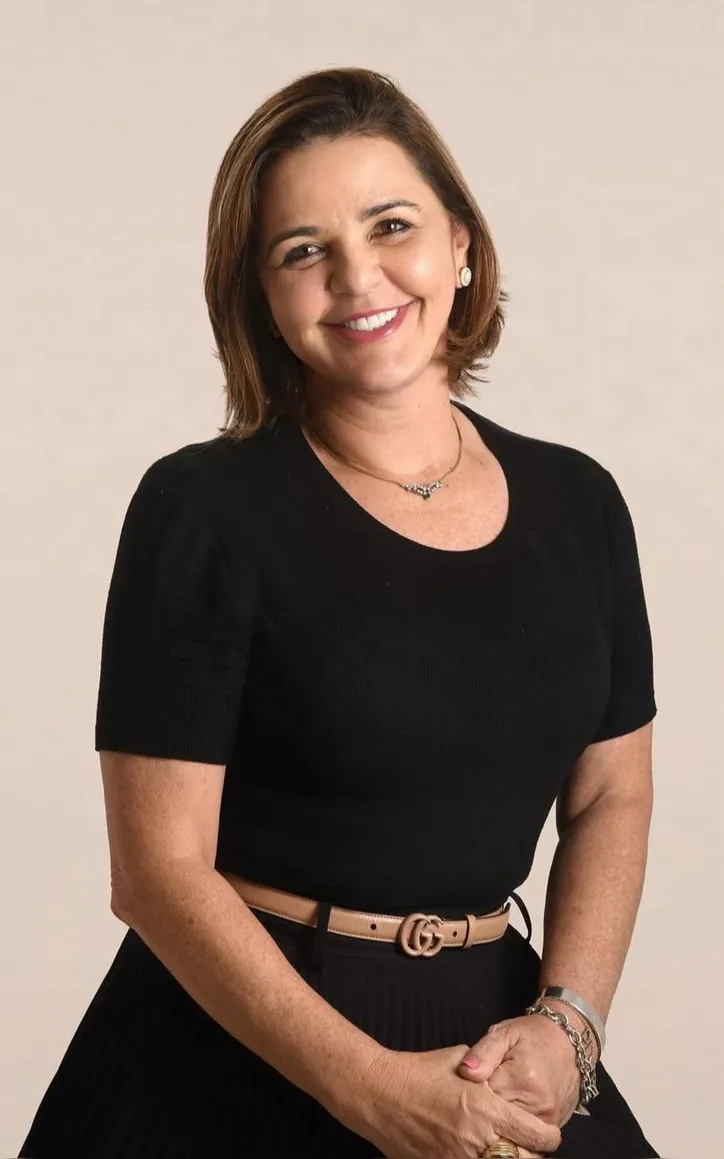 Contribuinte assídua com a causa, IZABEL PINHEIRO é presença confirmada no Outback, no almoço de quarta