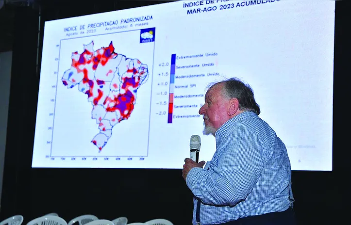 Molion afirma que, no próximo ano, chuvas deverão repetir padrão registrado em 2023