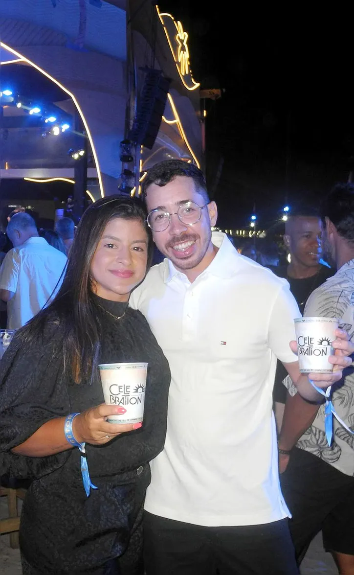 O expert em fitdance GIOVANNI SAYMON, com sua bem-amada ALANA VASCONCELOS, também marcaram presença na edição’24 do Maceió Summer Festival