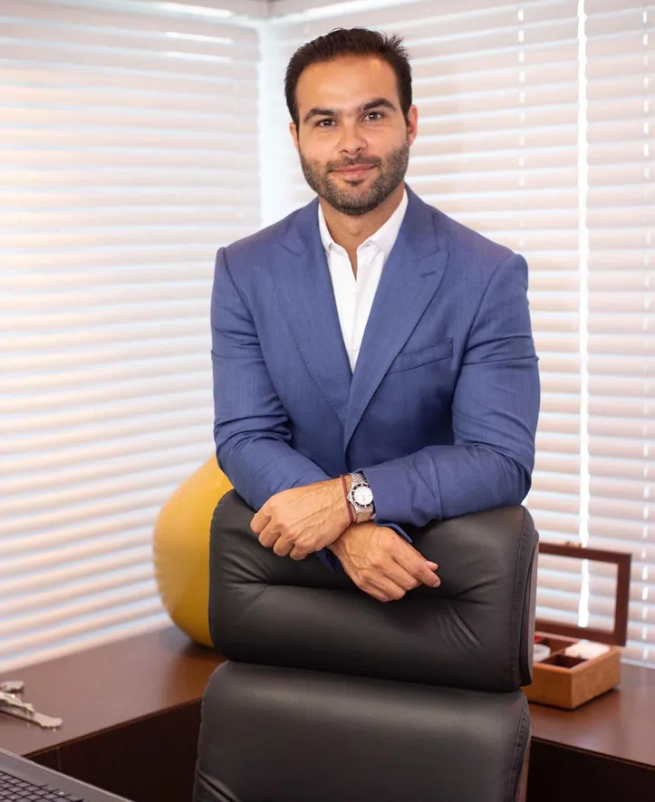 O advogado RODRIGO LOPES SARMENTO FERREIRA foi nomeado pelo Presidente Luiz Inácio Lula da Silva, na última quinta-feira (7), como juiz substituto no Tribunal Regional Eleitoral do Estado de Alagoas
