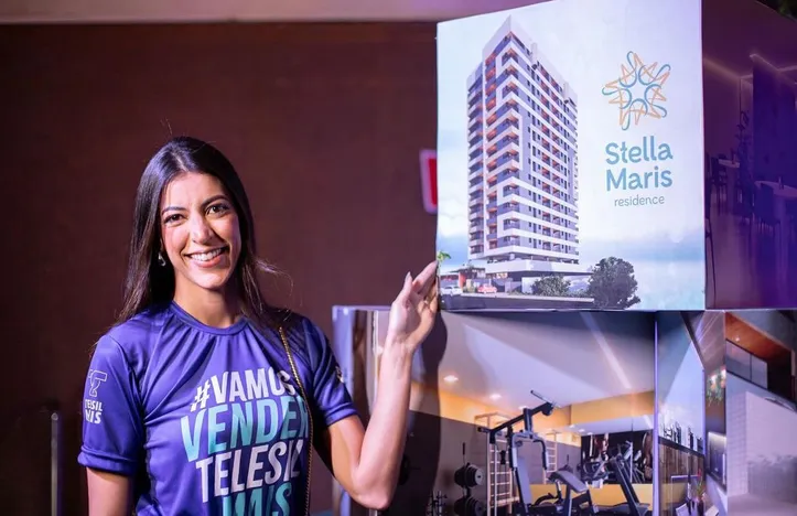 À frente das áreas de Marketing e Comercial da Telesil Engenharia, MAYRA RAMIRES comemora a apresentação do novo empreendimento da construtora com a participação de 450 corretores de imóveis