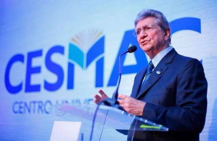 O reitor do Centro Universitário Cesmac, JOÃO SAMPAIO, encerrou a semana fortalecendo o mercado editorial com o lançamento de novos livros pela editora da instituição de ensino