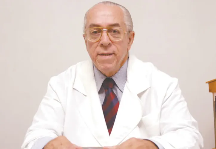 Com 60 anos dedicados à pediatria, MILTON HÊNIO celebra a trajetória marcada por reconhecimento de diversas entidades médicas locais e nacionais