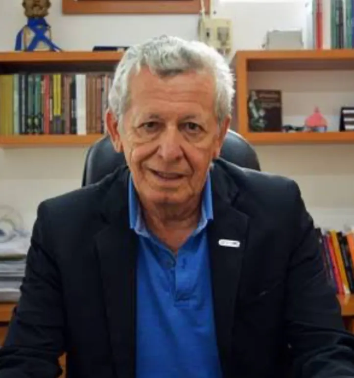 Professor e historiador DOUGLAS APRATTO é o autor do livro “A Imprensa Alagoana no Ocaso do Império”, que será lançado na próxima segunda-feira (3) pela Secretaria de Estado da Comunicação (Secom)