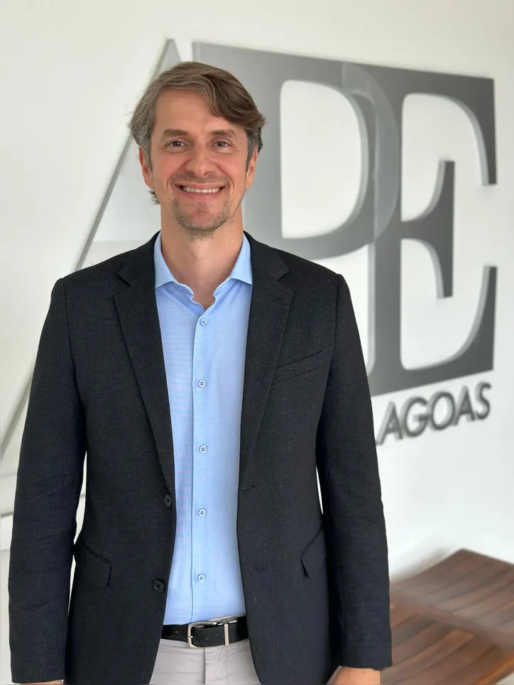 Presidente da Associação dos Procuradores do Estado de Alagoas, ALYSSON PAULO MELO DE SOUZA comemora na próxima segunda-feira (30) o dia dedicado à categoria e destaca a relevância do trabalho realizado pelos profissionais na estrutura governamental
