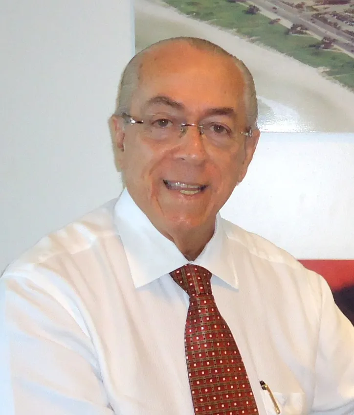 Médico MILTON HÊNIO, com seis décadas dedicadas à pediatria, comemora mais um ano com artigos publicados semanalmente na Gazeta de Alagoas