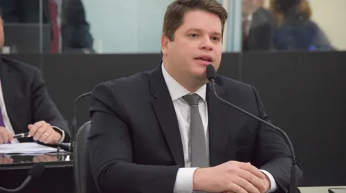 Davi Davino nega saída do Republicanos e reafirma compromisso com oposição em Alagoas - Imagem