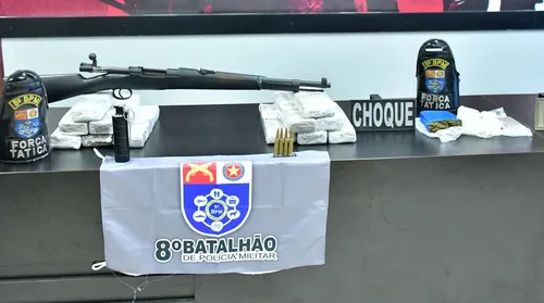 Operação em Rio Largo apreende fuzil, granada e prende cinco homicidas - Imagem