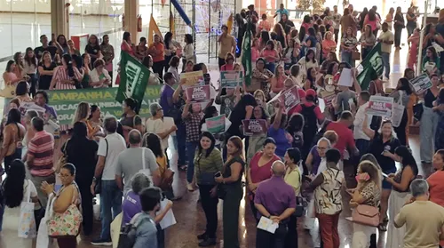 Profissionais da Educação de Maceió iniciam protestos por reajuste - Imagem