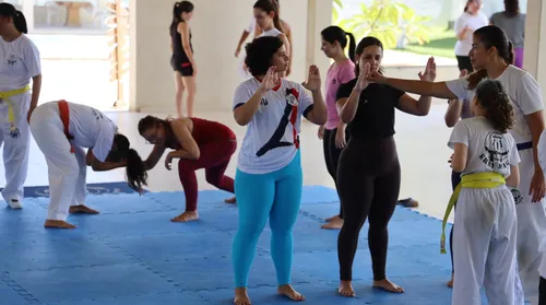 Servidoras do TJ aprendem técnicas de Krav Maga - Imagem