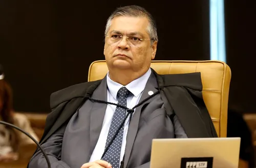 Dino aprova plano do Congresso e libera pagamento de emendas