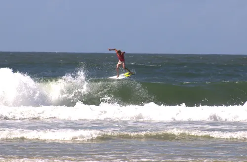 O paraíso alagoano das ondas agora é Reserva Nacional do Surf