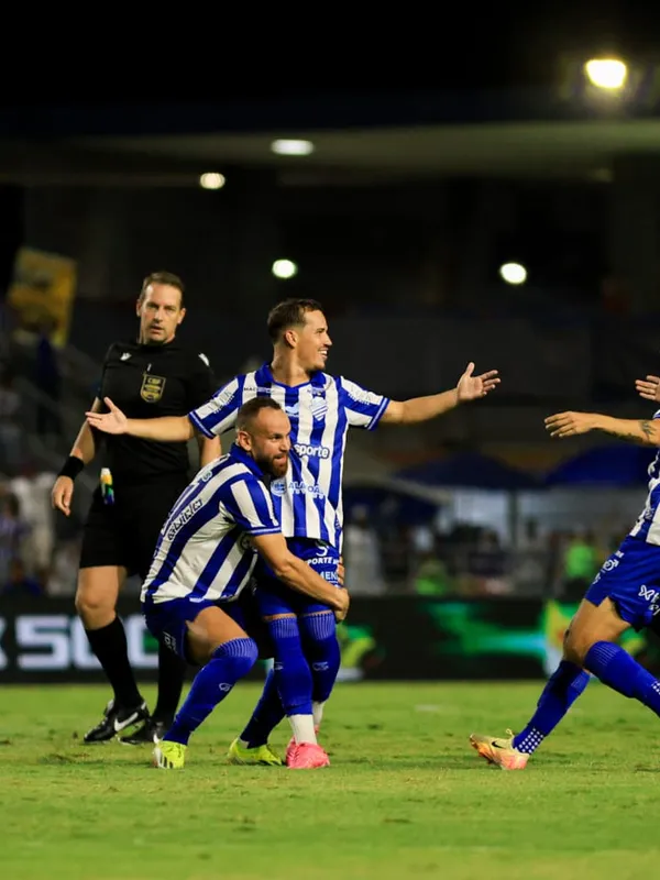 CSA goleia Tuna Luso e se classifica para a 3ª fase da Copa do BR: 5x0