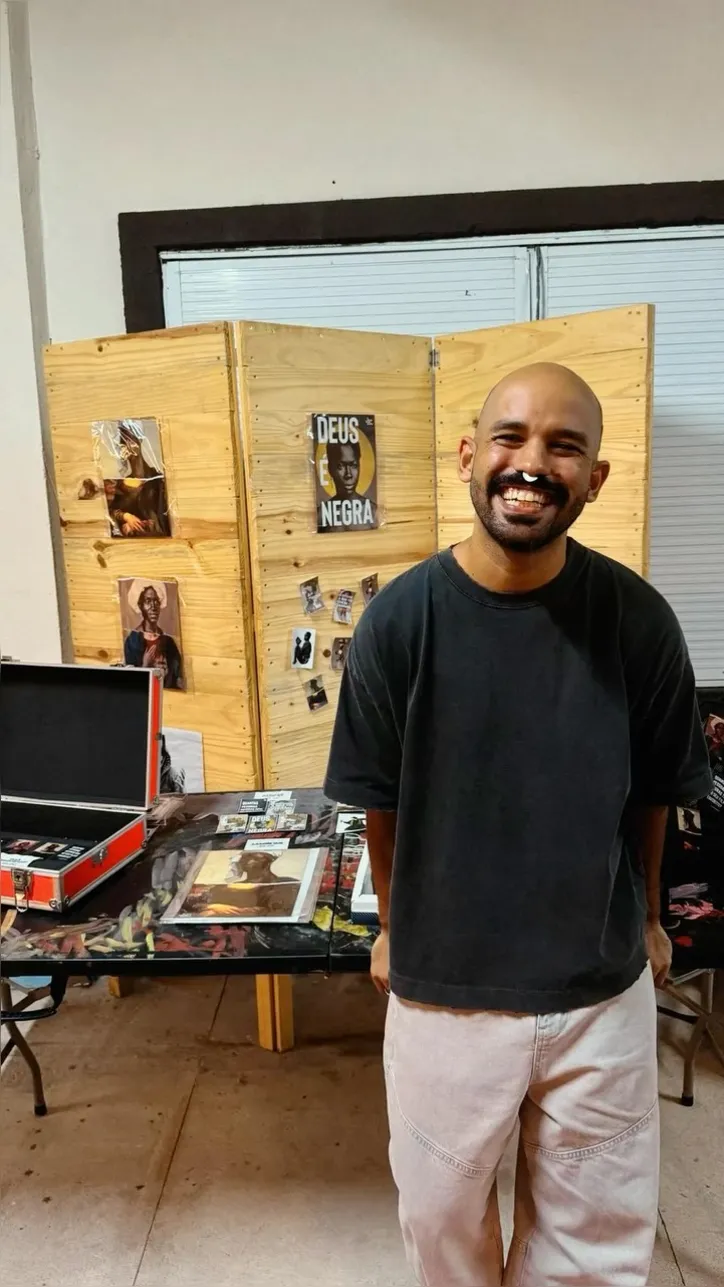 Imagem ilustrativa da imagem Artista alagoano representa o Brasil em exposição no Egito
