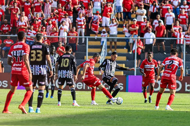 CRB e ASA ficaram no empate por 2 a 2 no jogo de ida, disputado em Arapiraca, no último dia 8