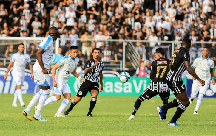 Na partida de ida, em Arapiraca, o Alvinegro venceu o Azulão por 1 a 0, por isso joga pelo empate