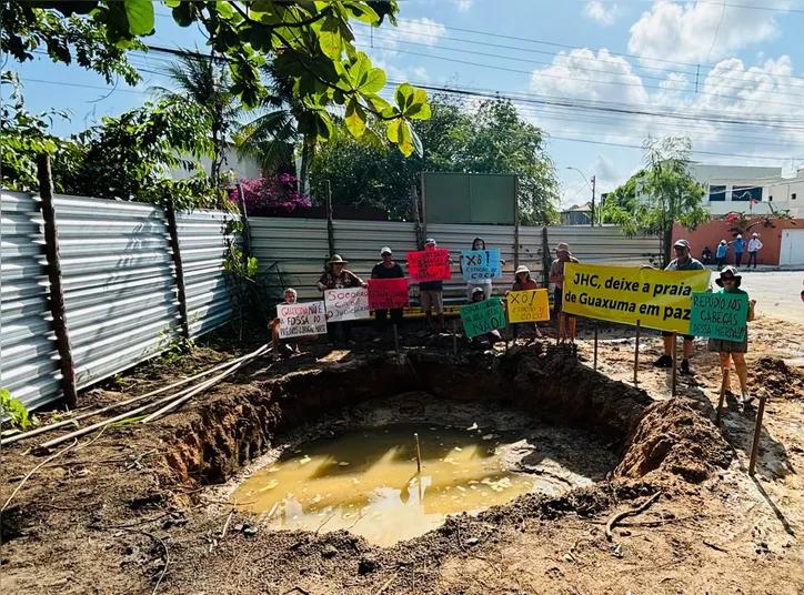 Moradores protestam contra construção de estação elevatória de esgoto