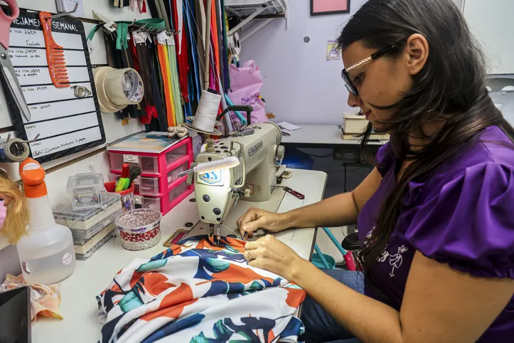 Customização de abadás geram renda para profissionais alagoanos
