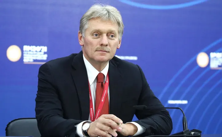 Porta-voz do Kremlin diz que França busca prolongar guerra na Ucrânia