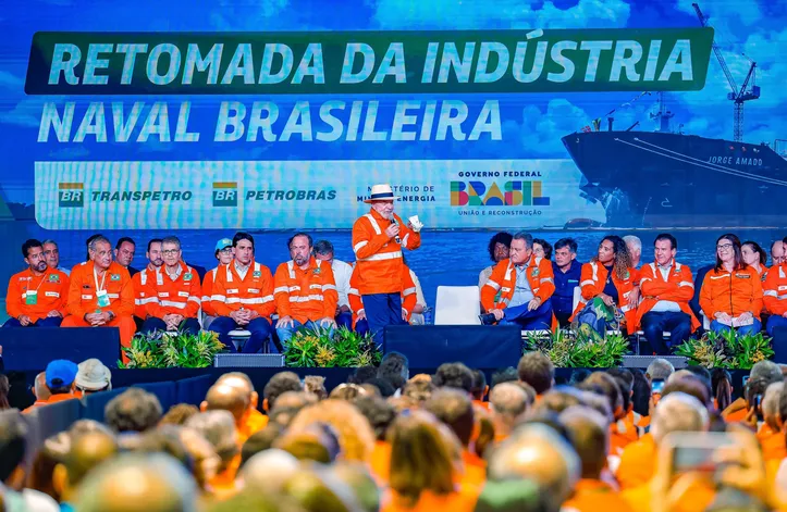 Angra do Reis (RJ), 17/02/2025 - Presidente da República, Luiz Inácio Lula da Silva, durante cerimônia de retomada da indústria naval e offshore brasileira no âmbito do Programa de Renovação da Frota Naval do Sistema Petrobras. Terminal Marítimo Almirante Maximiano da Fonseca (Tebig) da Transpetro. Foto: Ricardo Stuckert/PR