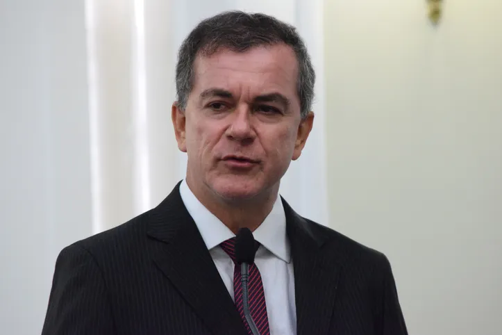Imagem ilustrativa da imagem Políticos de Alagoas divergem sobre denúncia da PGR contra Bolsonaro