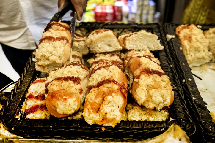 Pão de coco deve sofrer reajuste devido o aumento no preço da fruta