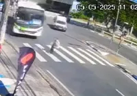 Idosa de 91 anos sobrevive após ser atropelada por ônibus em SP imagem