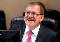 Obra celebra trajetória de Humberto Martins com grandes nomes do Direito brasileiro imagem