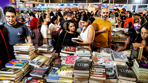 Ufal e governo de Alagoas abrem hoje a 11ª Bienal Internacional do Livro - Imagem