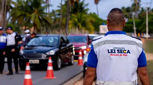 Lei Seca: 39 casos de embriaguez e 14 prisões em flagrante no feriadão - Imagem