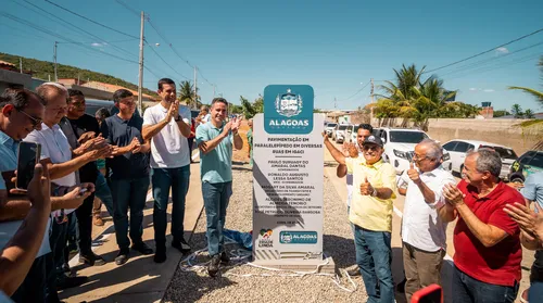 Paulo entrega obras de infraestrutura e assina ordem de serviço - Imagem
